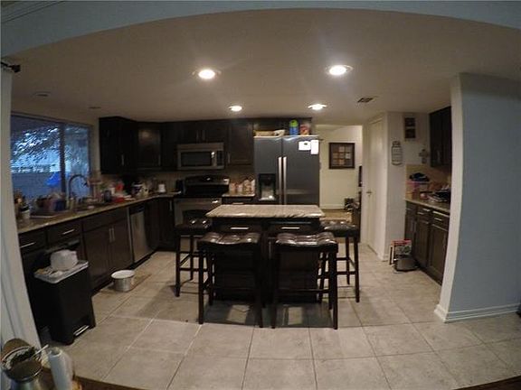 4th image of 31 Grant Cir