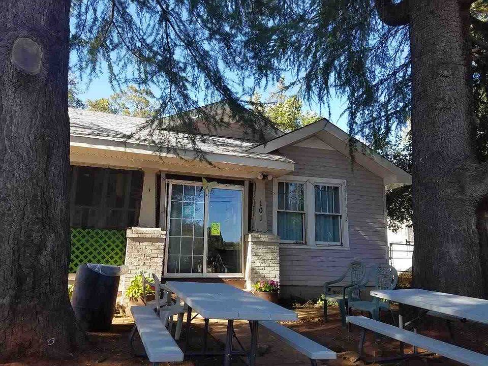 1st image of 101 Allen Ave