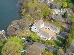 216 Byram Shore Rd, Greenwich, CT 06830