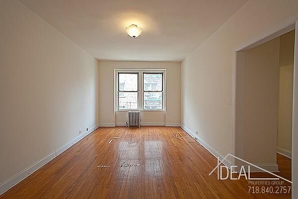 2nd image of 136 Henry St