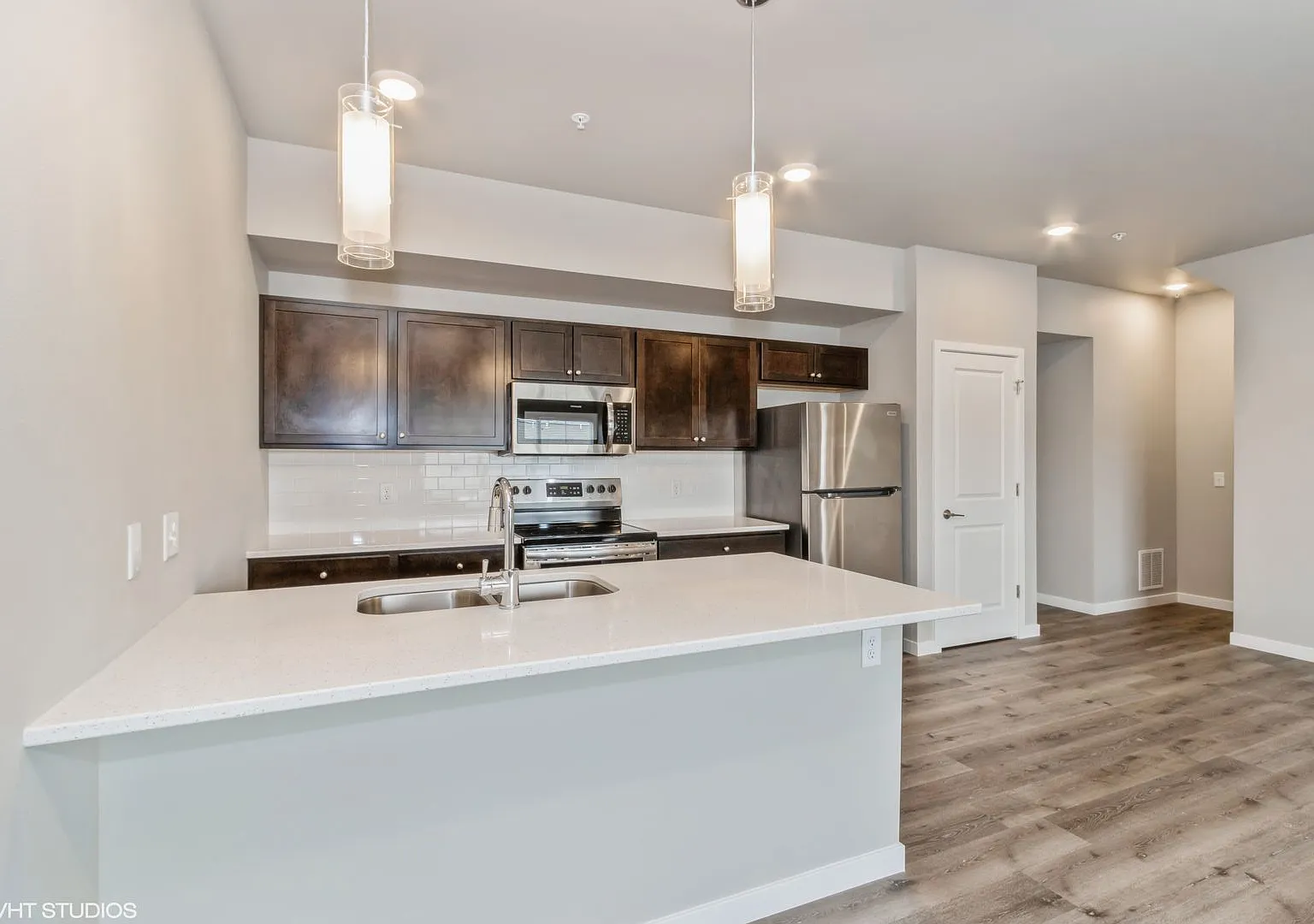 Big Ben Townhomes — Photo 3