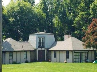 145 Wescott Dr, Pittsburgh, PA 15237