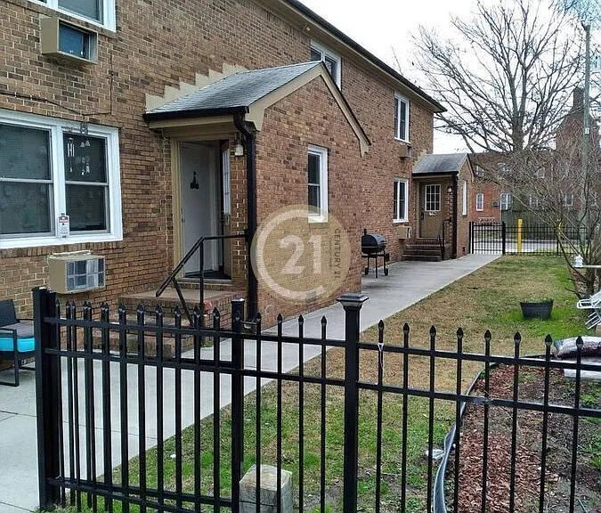 1111 Hugo St #F — Photo 1