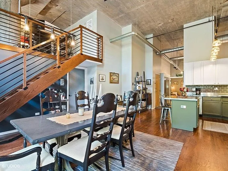 1934 N Washtenaw Ave #218 — Photo 9