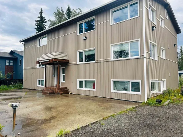 1029 Aurora Dr, Fairbanks, AK 99709