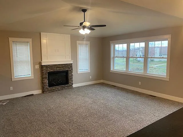 5107 Stonewood Dr — Photo 4