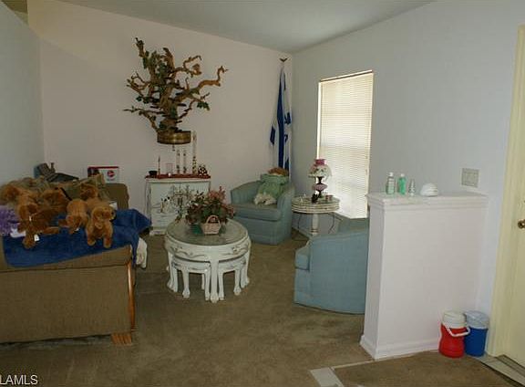 5th image of 1818 SE 8th Ter