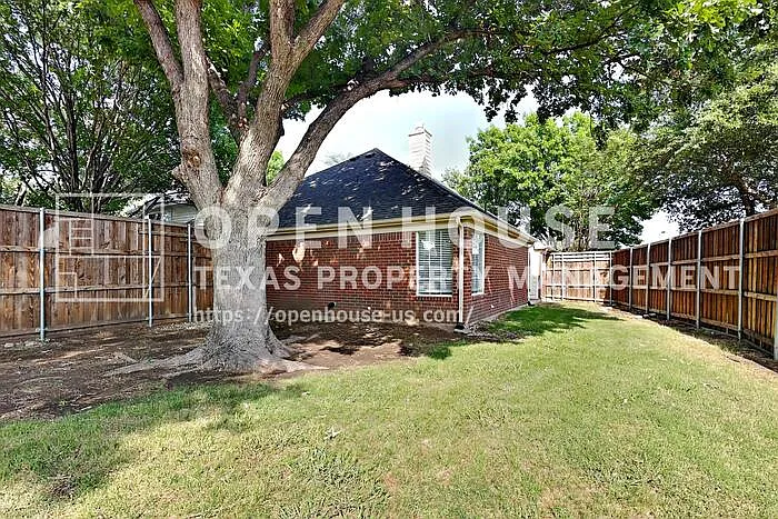 7009 Inglenook Dr — Photo 18