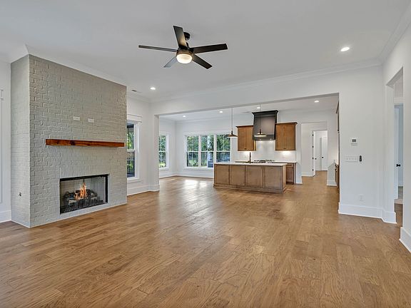 4th image of 414 Minerva Dr Lot 5