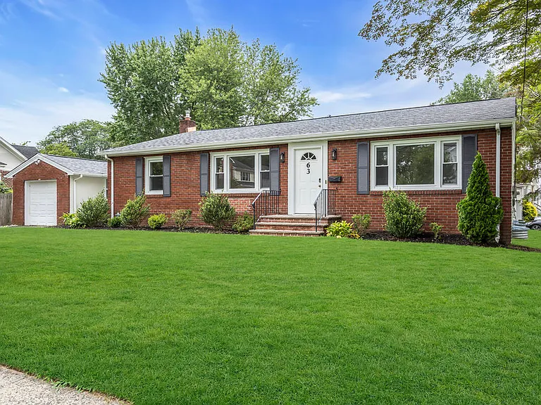63 Livingston Ave #A — Photo 2