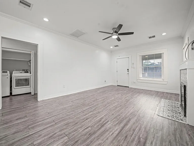 5711 Sherman St — Photo 9