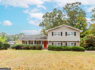 1333 Kenyon Rd, Lake City, GA 30260