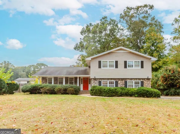 1333 Kenyon Rd, Lake City, GA 30260