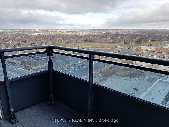 4th image of 7890 Bathurst St #2011