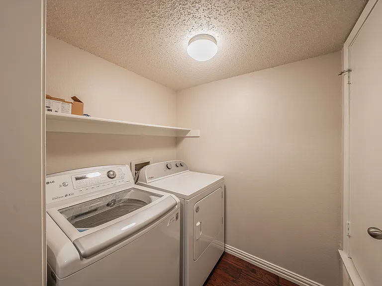 6402 Valleybrooke Ct — Photo 13