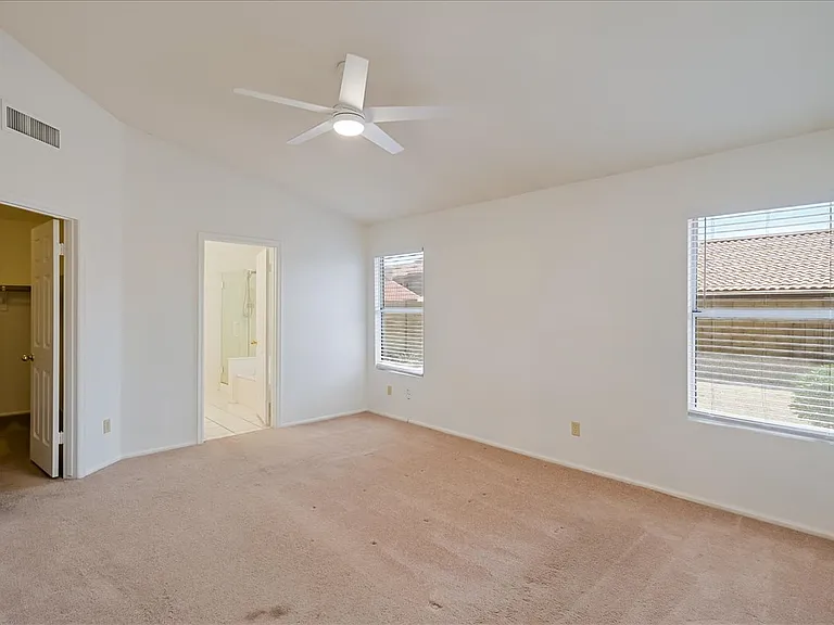 19324 N 75th Dr — Photo 11