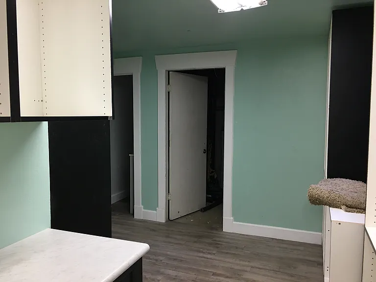 236 S 800 E — Photo 14