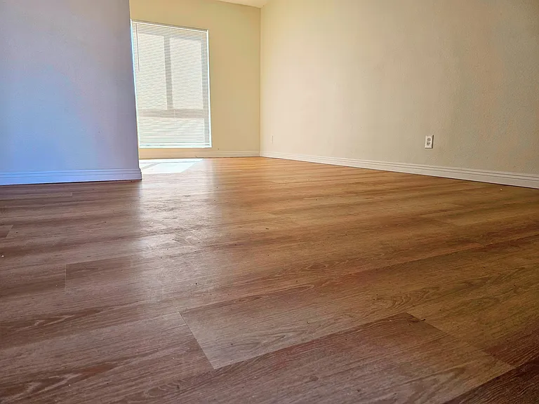 12511 Sunswept Ave #4 — Photo 6