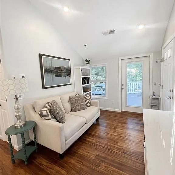 151 Dockray St — Photo 12