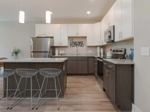 Axis Apartments