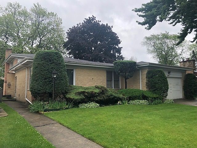 1st image of 7841 Karlov Ave