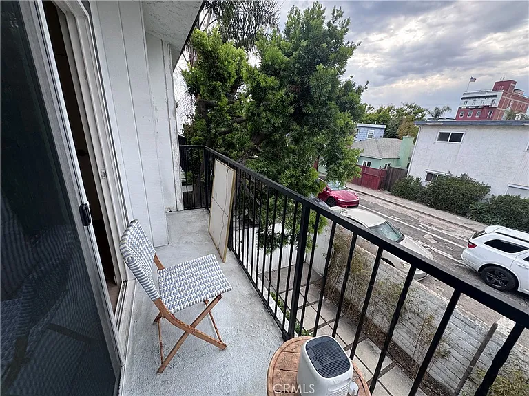 40 S Venice Blvd #2 — Photo 25