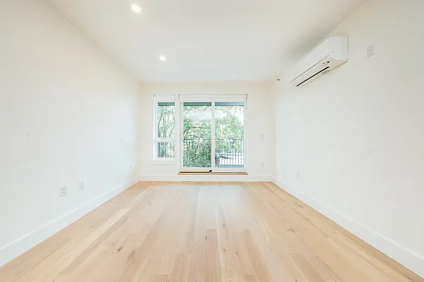 Rented by Compass | media 3