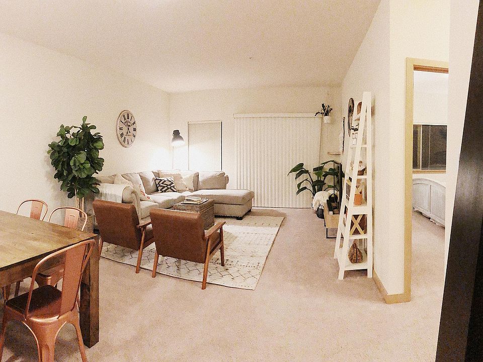 Open floor plan makes space feel huge!