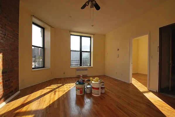 Rented by Bohemia Realty Group | media 33
