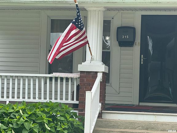2nd image of 315 W Greenwood Ave