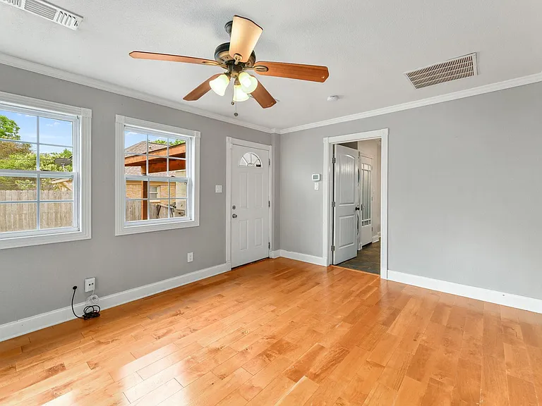 3409 Rogers Ave — Photo 13