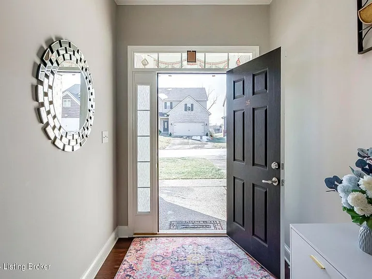 107 Irondale Ct — Photo 5