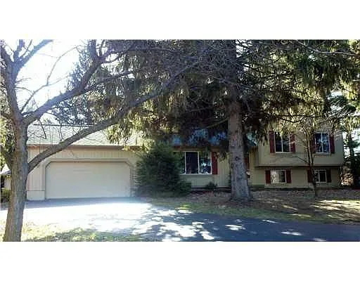 8762 Mast Rd photo 1