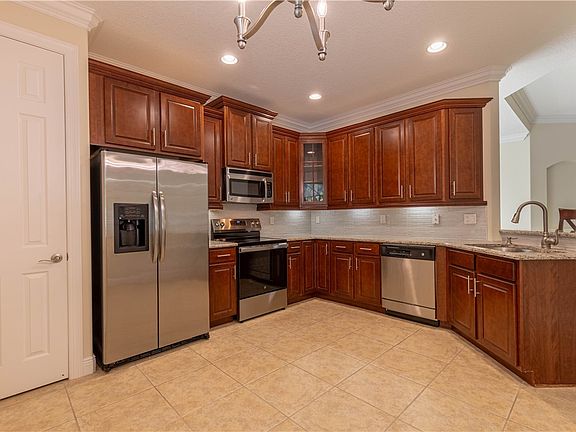 5th image of 7685 Fieldstone Ranch Sq