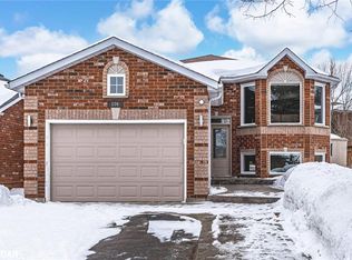 106 Brennan Ave, Barrie, ON L4N8M2