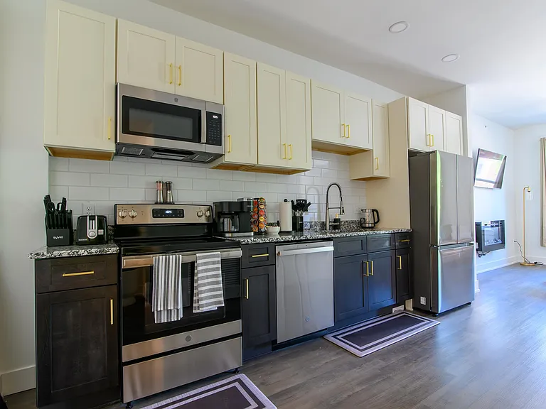 205 State St #2 — Photo 7