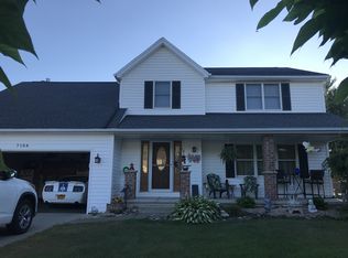7188 Balla Dr, North Tonawanda, NY 14120