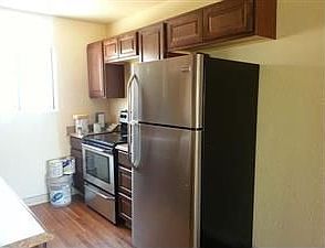 3rd image of 4437 52nd St APT 5