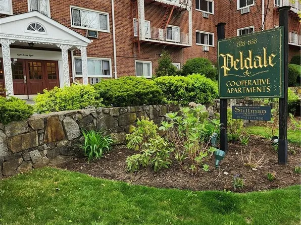828 Pelhamdale Avenue #2C, New Rochelle, NY 10801