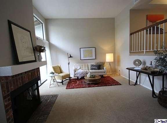 4th image of 8516 Village Ln