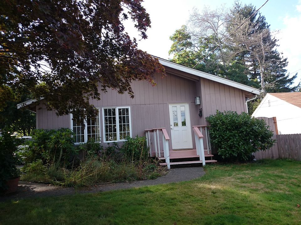 2nd image of 7743 33rd Ave NE