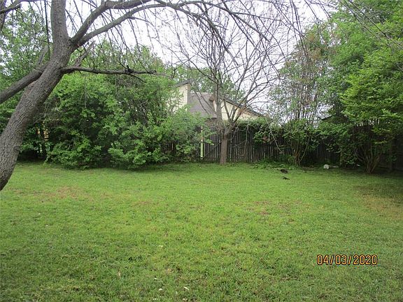 2nd image of 1801 W Terrace Dr