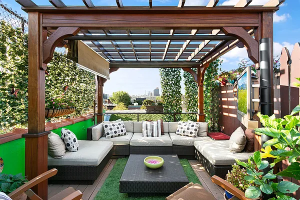 Rented by Corcoran | media 1