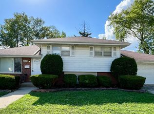 16046 Prairie Ave, South Holland, IL 60473