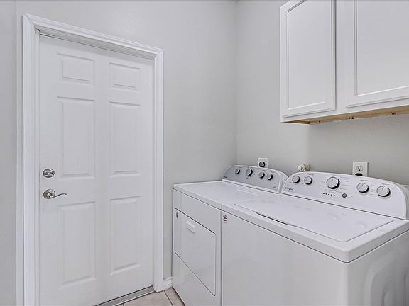 4th image of 15513 Palmira Ave APT A