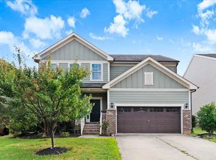 921 Lemster Ln, Cary, NC 27519