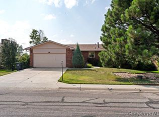 5506 Murray Hill Dr, Cheyenne, WY 82009
