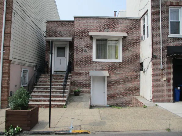 313 70th St, Guttenberg, NJ 07093