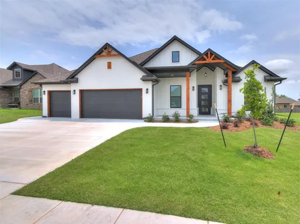 1304 Monterey Dr, Norman, OK 73072