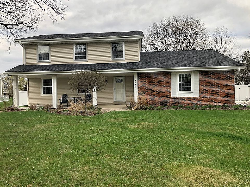 2nd image of 2420 S Krahn Rd